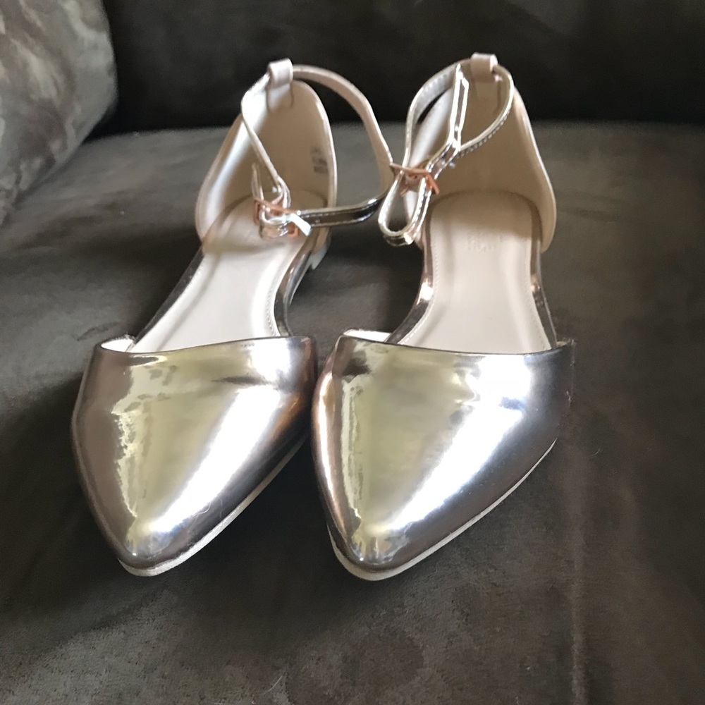✨NEW, Pointed Toe D'orsay Flats Rose Gold, 6 - Picture 5 of 8